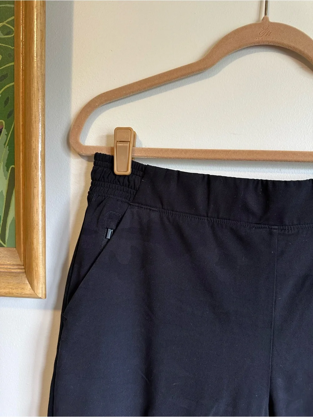 Athleta Brooklyn Camo Lined Joggers Womens 12 Black 985549 Athletic